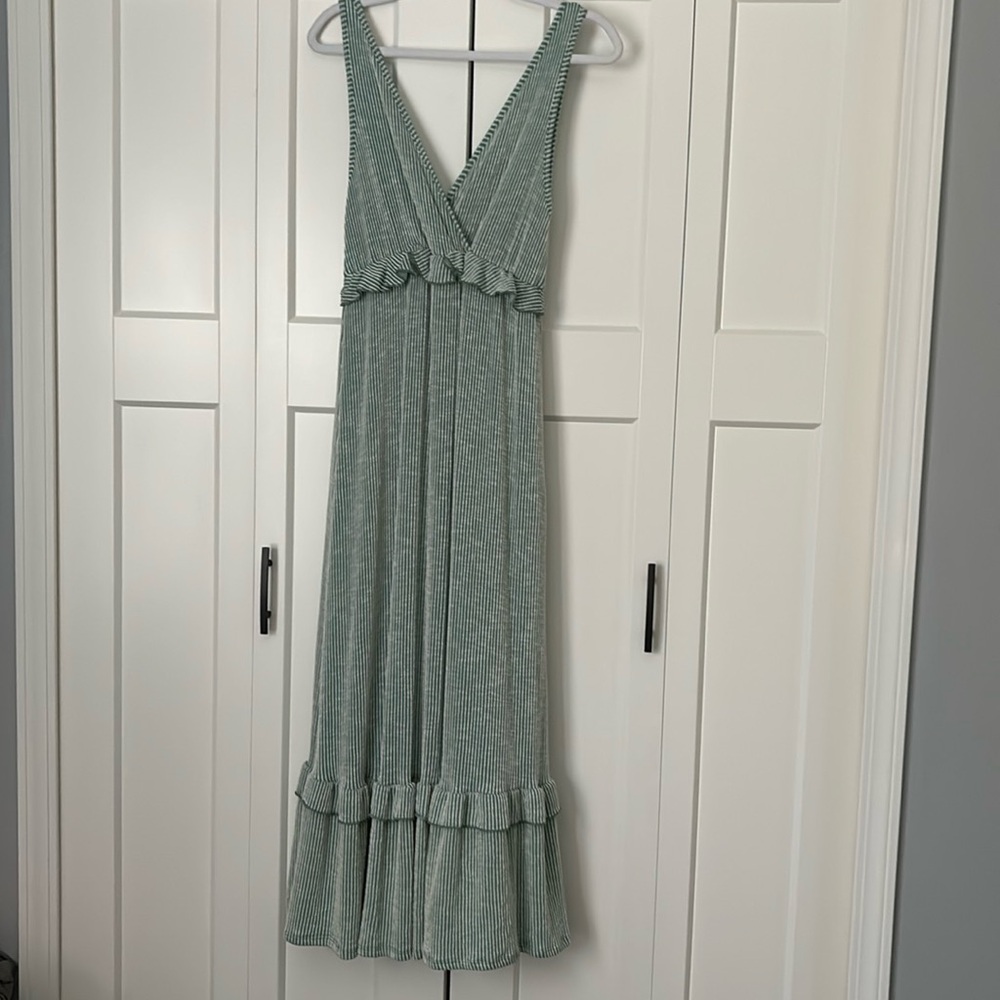 Deep V-neck Cross Over baby doll Maxi Dress, size M